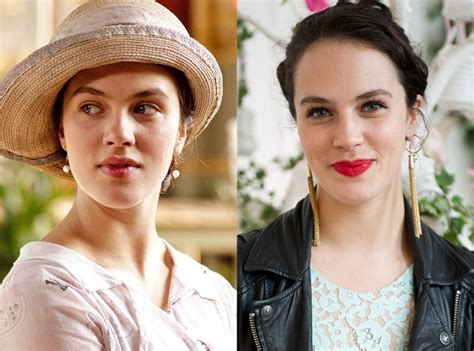 Jessica Brown Findlay As Lady Sybil Branson From Downton Abbey Stars In And Out Of Costume E News