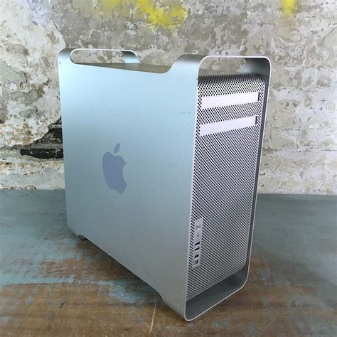 Apple Mac Pro Tower A1186 2 X 266ghz Intel Xeon Wram No Hdd Works