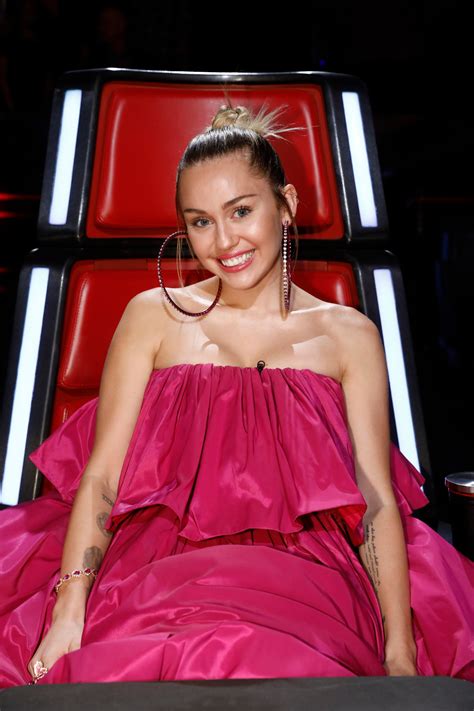 Miley Cyrus Wore A Huge Hot Pink Dress On The Voice And People Are Not Into It Teen Vogue