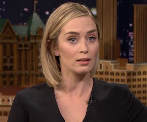 Emily Blunt Queen Rebecca Worthy Faces Meme Icons Symbols The Face