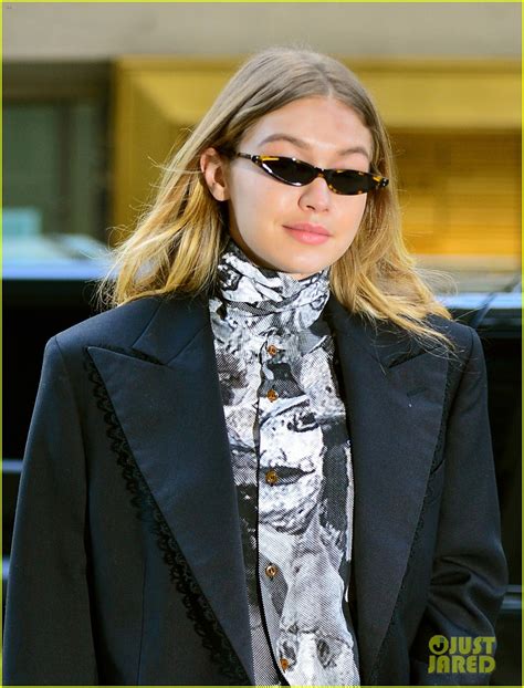 Gigi Hadid Looks Chic While Stepping Out For Fittings In Nyc Photo