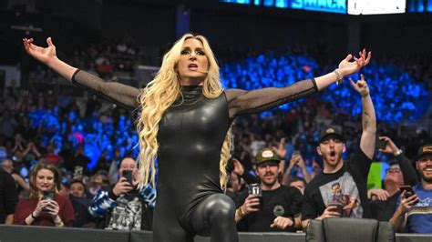 Charlotte Flair Ahead Of WrestleMania Match With Ronda Rousey There S