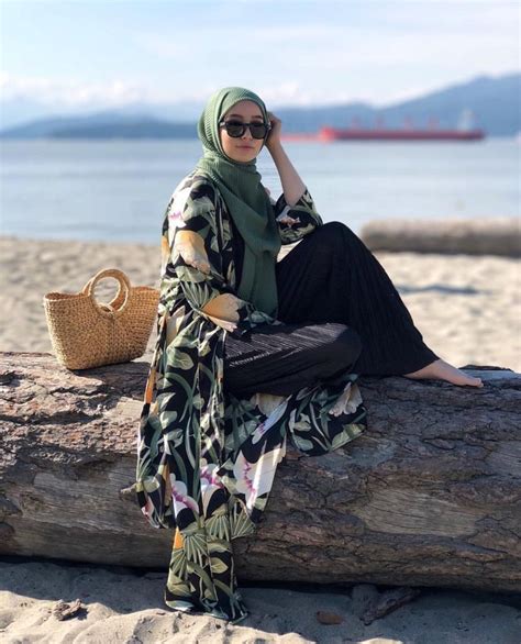 notsobasik beach outfit hijab beach ootd pantai