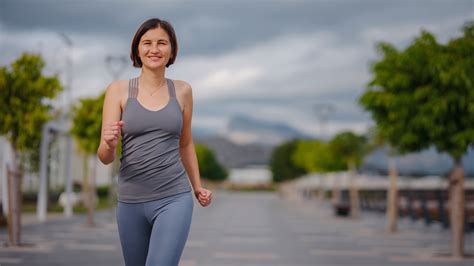 Walking 30 Minutes A Day Benefits And Tips To Get Fit