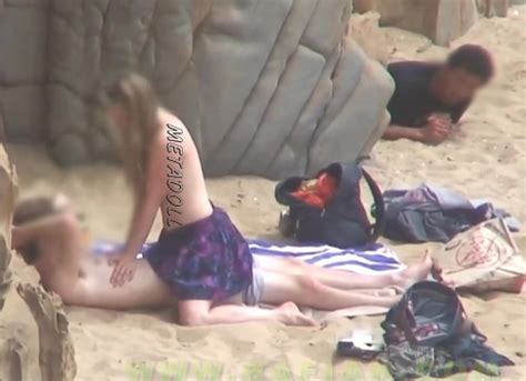 Voyeur Videos Metadoll Blog Beach Safaris Sex A Nude Amateur Couples Got On The