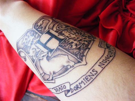 The 25 Best Hogwarts Tattoo Ideas On Pinterest Harry