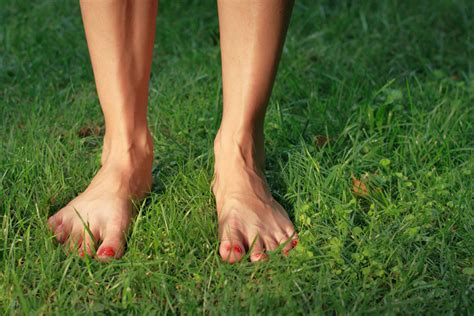 Learn about varicose veins and spider veins, causes like a sedentary lifestyle, pregnancy, weight gain, pregnancy, and prolonged standing. Get Your Varicose Veins Removed with Nominal Hassle at ...