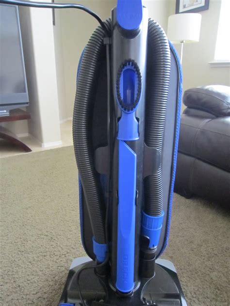 Oreck Halo Vacuum Cleaner Review