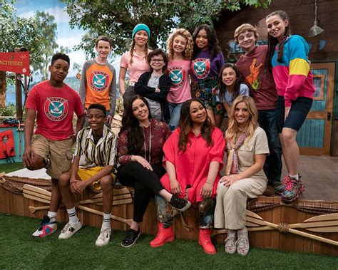 Disney Channel Anuncia Crossover Entre Ravens Home Y Bunkd Tvlaint