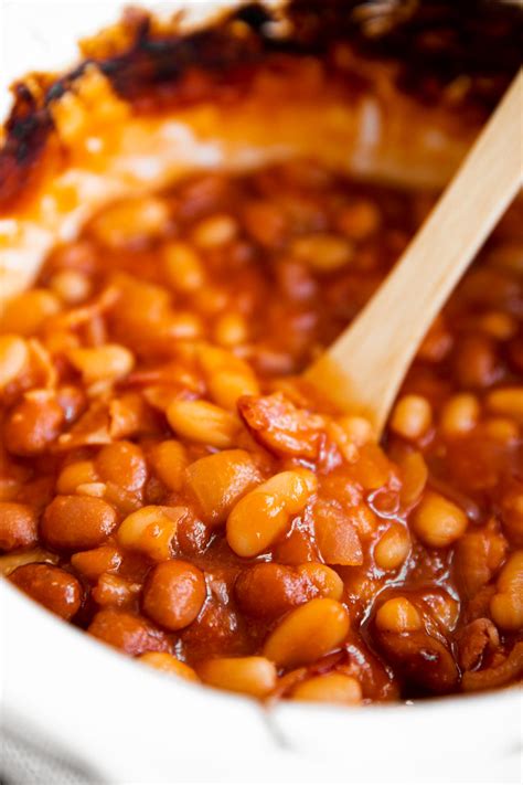 how to make baked beans with baked bacon