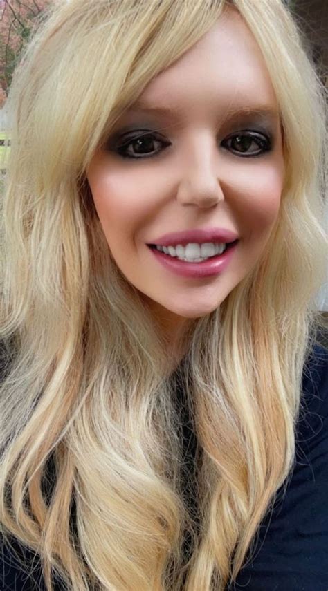 Britney Spears Lookalike Shows What He Looked Like Before £100k Plastic Surgery Big World Tale