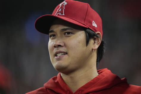 Shohei Ohtani Announces He Will Sign With Dodgers For 700 Million