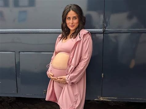 Watch | kareena kapoor khan recent video which is the making of the magazine's december cover kareena had earlier said that she finds nothing wrong with flaunting the extra weight which comes with pregnancy. Kareena Kapoor Khan to pen book on pregnancy | Bollywood ...