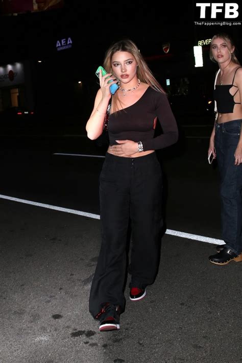 Braless Madelyn Cline Looks Stylish While Arriving At A Simple Gospel The Best Porn Website
