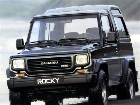 Daihatsu Rocky spécifications techniques et économie de carburant
