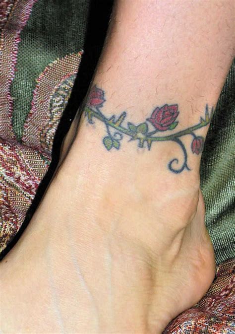 Ankle tattoos come in many shapes and sizes; rose ankle tattoos for women - Tattoo Designs | Tatouage