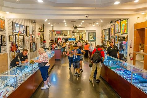 Pawn Stars Shop Cast Tours And Location Of Gold And Silver Pawn Shop 2022