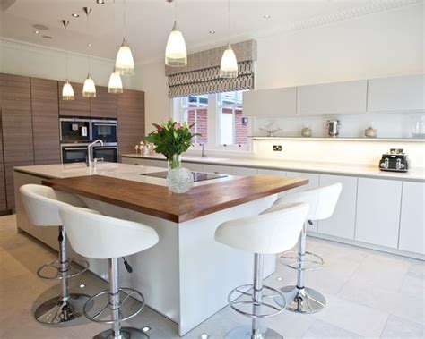 Now, we want to try to share this some photos to find brilliant ideas, whether these images are newest photos. 16 Great Design Ideas for Kitchen Islands with Breakfast ...