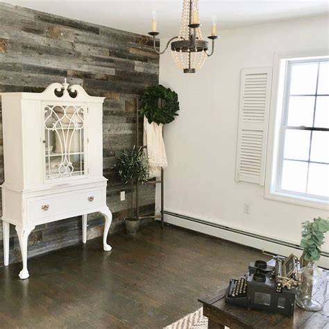 Farmhouse Living Room Reclaimed Wood Accent Wall Wood