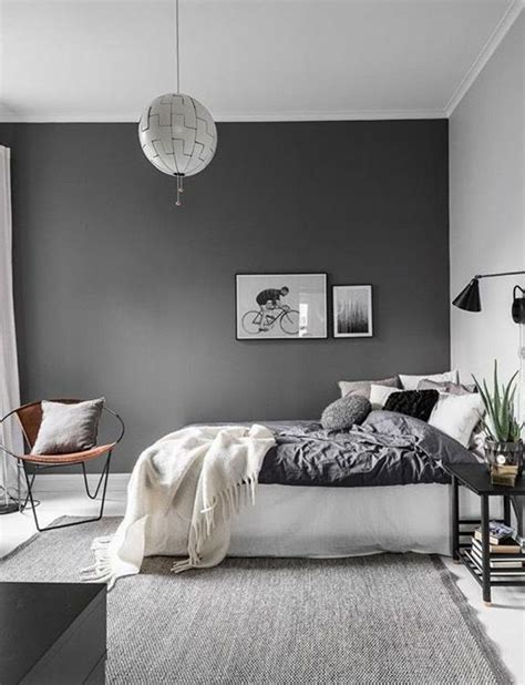 La couleur prune est une nuance du violet qui apporte beaucoup de chaleur à votre chambre, espace intime qu'elle révèle complètement. 1001+ idées de décor en utilisant la couleur gris perle + les combinaisons gagnantes | Deco ...
