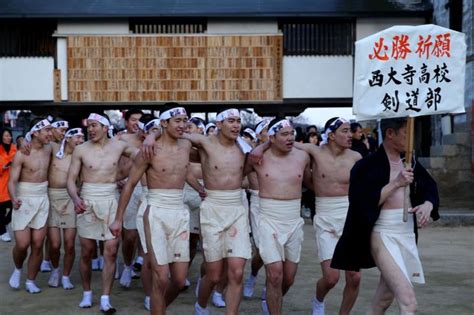 Saidaiji Eyo Near Naked Crowds Hunt For Lucky Sticks At Japan Festival