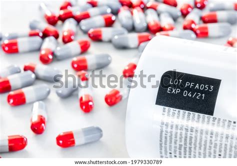 1294 Expired Medication Images Stock Photos And Vectors Shutterstock