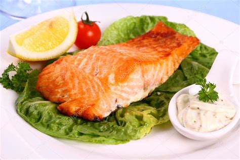 Aug 13, 2021 · cena: limone, salsa, pomodoro e filetto di salmone alla griglia ...