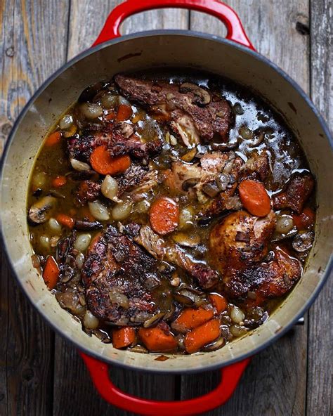 Coq au vin with cocoa powder you've heard it before: Smoked Coq au Vin - and wines to pair - Vindulge