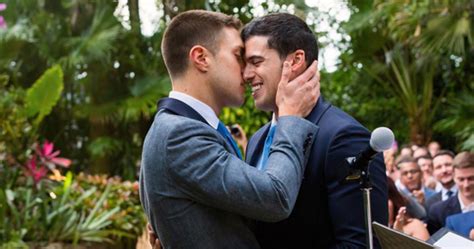 Gio Benitez And Tommy Didarios Wedding Photos Are Everything Huffpost