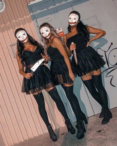 23 College Halloween Costumes And Ideas Stayglam Badass Halloween Costumes Halloween