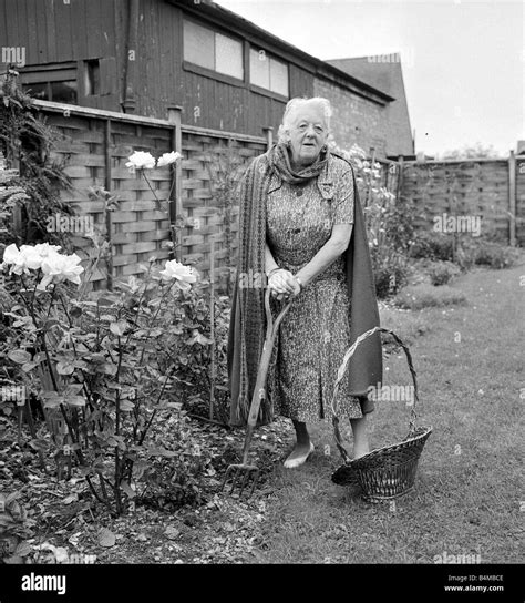 Margaret Rutherford September 1963 Actress Pictured At Home Gerrards