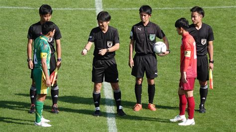 明徳義塾中学校・高等学校（めいとくぎじゅくちゅうがっこう・こうとうがっこう）は、高知県にある私立 中学校・高等学校である。 中高一貫教育 を実施しており、 須崎市 浦ノ内下中山に堂ノ浦キャンパス（本校）、 土佐市 宇佐町竜に国際キャンパスが. 明徳義塾vs高知高校 ゴールダイジェスト 第99回全国高校 ...