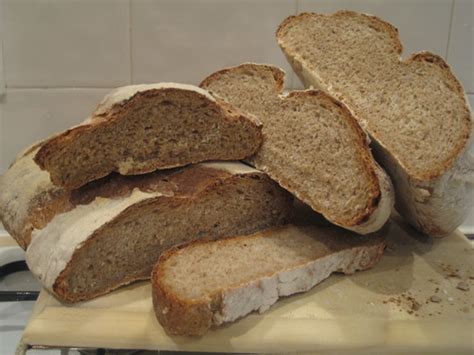 One doesn't come across barley bread very much, if at all! Pics of Wholemeal, Oat & Barley bread! | The Fresh Loaf