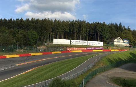 The little road you see on the photo above is a remain of the original road. Circuit Spa- Francorchamps - Reviews. Offerte. Booking ...