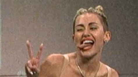 Miley Cyrus On Saturday Night Live Her Top 5 Moments Abc News
