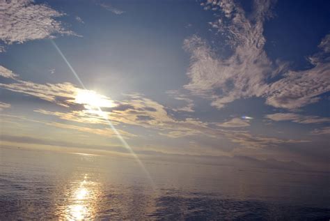 無料画像 海洋 地平線 雲 空 日の出 日没 太陽光 朝 夜明け 雰囲気 夕暮れ イブニング 反射 残光 天体