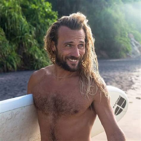 Top 10 Stylish Surfer Hair For Men Cool Surfer Hairstyle