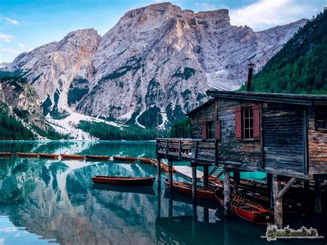 Sfondilandiait Sfondo In Hd Gratis Di Lago Di Braies Per Pc Desktop