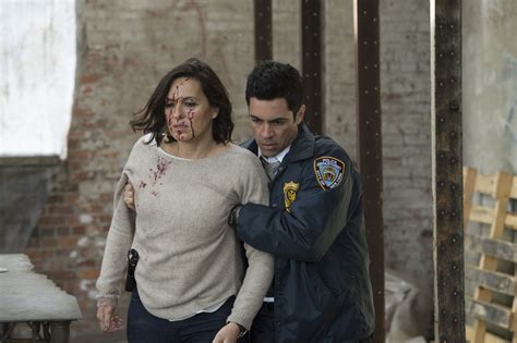 Extraordinary cast chemistry led by the mariska hargitay, coupled with tight, relevant scripting, direction and editing. Law and Order : SVU - Episode 15.21 - Post-Mortem Blues ...