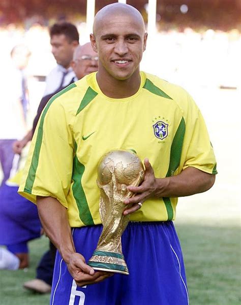 Roberto Carlos The Brazilian Soccer Player Who Played With Ronaldo Con