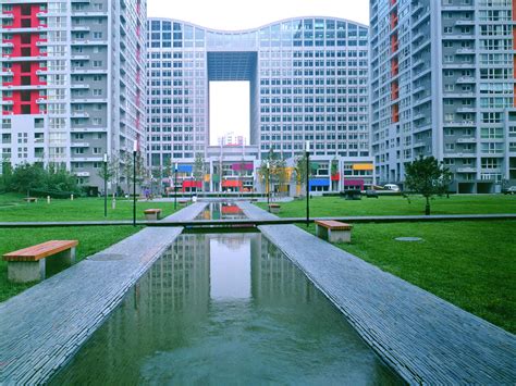 China's leading prime office landlord, which is also acclaimed in china. SOHO现代城-SOHO中国公开租售平台