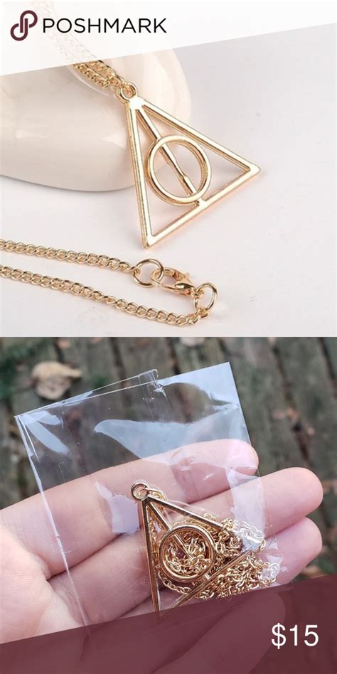 This necklace is presented in a harry potter branded gift box. NEW Harry Potter Deathly Hallows Gold Necklace New in package! Gold plated Made of Alloy Chain ...