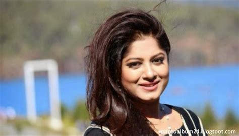 Bangladeshi Movie Actress Mousumi