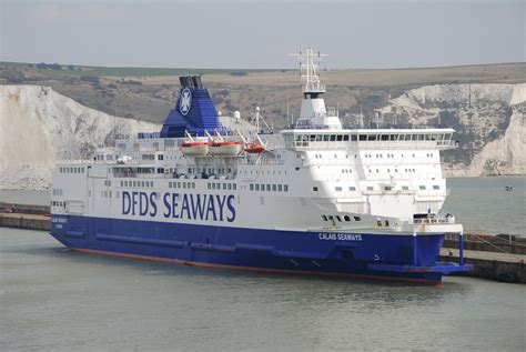 Below you'll find the dover to calais ferry times and dover to dunkirk ferry times to make choosing your ferry to france easier. vmf-alifesailingcruiseferries.blogspot.co.uk: "CALAIS ...