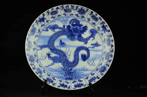 Exquisite Chinese Blue And White Porcelain Hand Painted Dragon Plate In