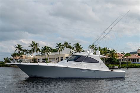 2016 Viking 52 Sport Coupe Yacht For Sale Tenacious Si Yachts
