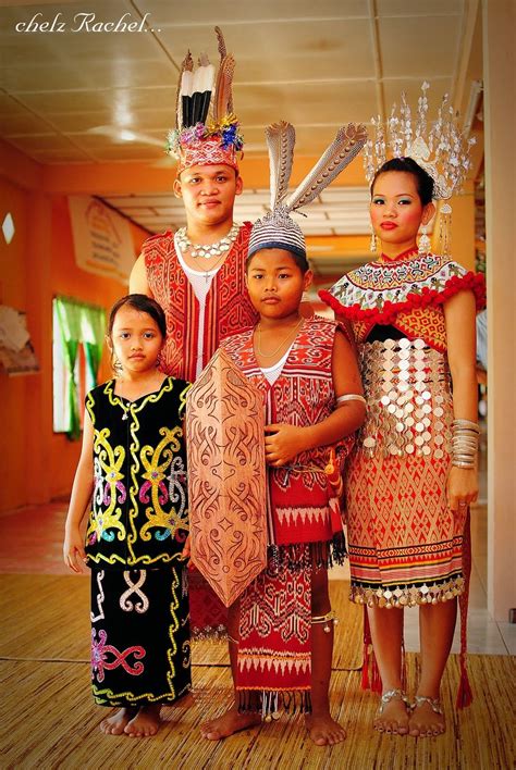 Pakaian Tradisional Kaum Iban Sarawak Malaysia Traditional Outfits