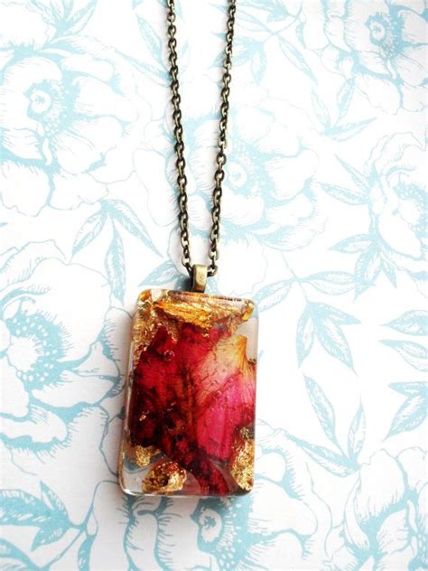 Check out our dried flowers selection for the very best in unique or custom, handmade pieces from our dried flower arrangements shops. Dried rose petals and gold leaf encased in an oblong ...