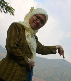 Nadira ramli who currently works with airasia. PKPMI PUSAT