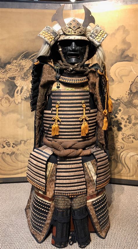 antique japanese samurai yoroi armor kuraya